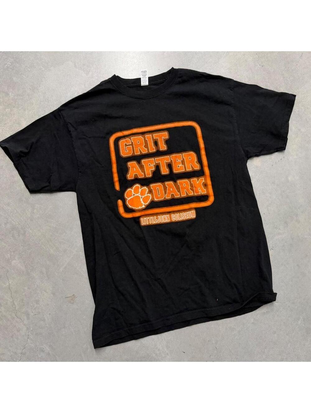 2000s Clemson University Black 'GRIT AFTER DARK' Graphic Tee Sized Large
